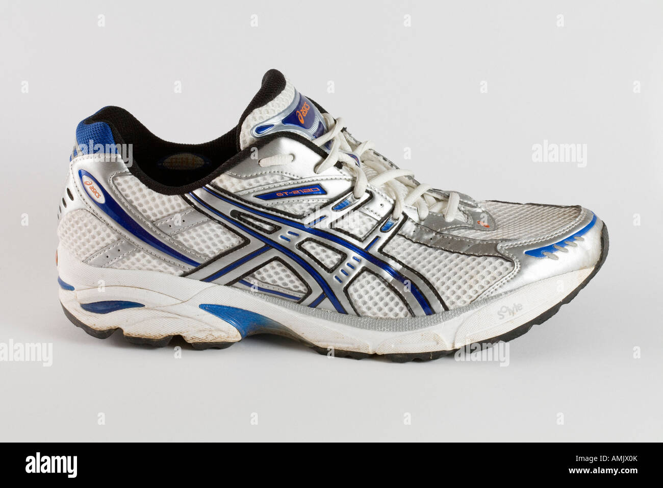 Asics High Resolution Stock Photography and Images - Alamy