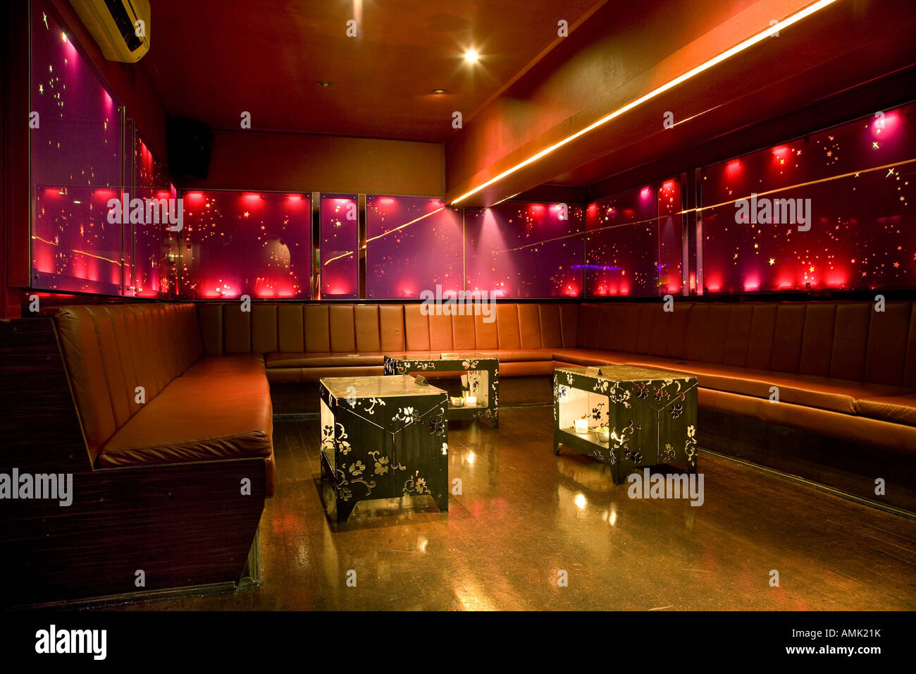 Boujis Nightclub, South Kensington, London Stock Photo - Alamy