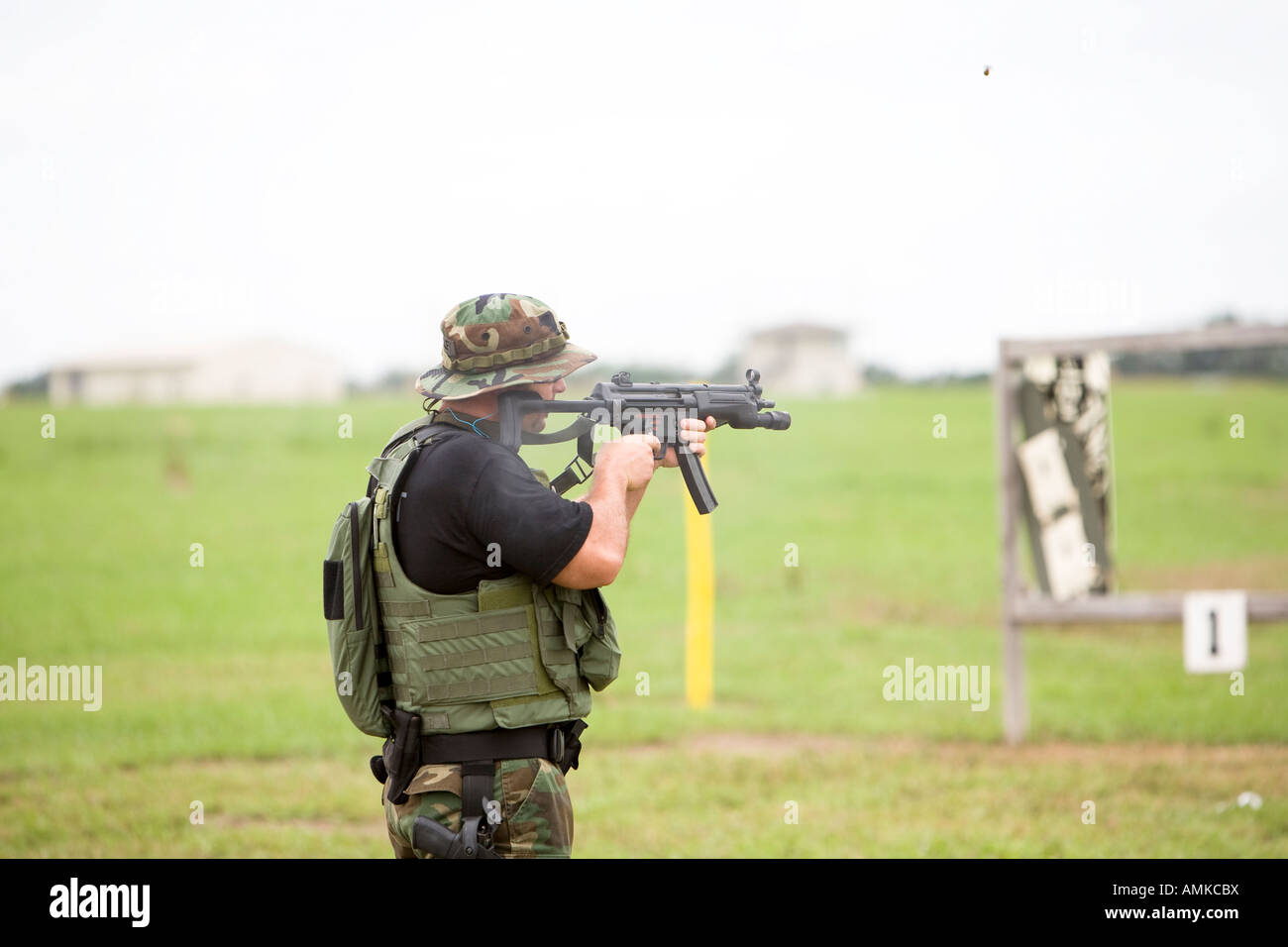 Corrections officer force hi-res stock photography and images - Alamy