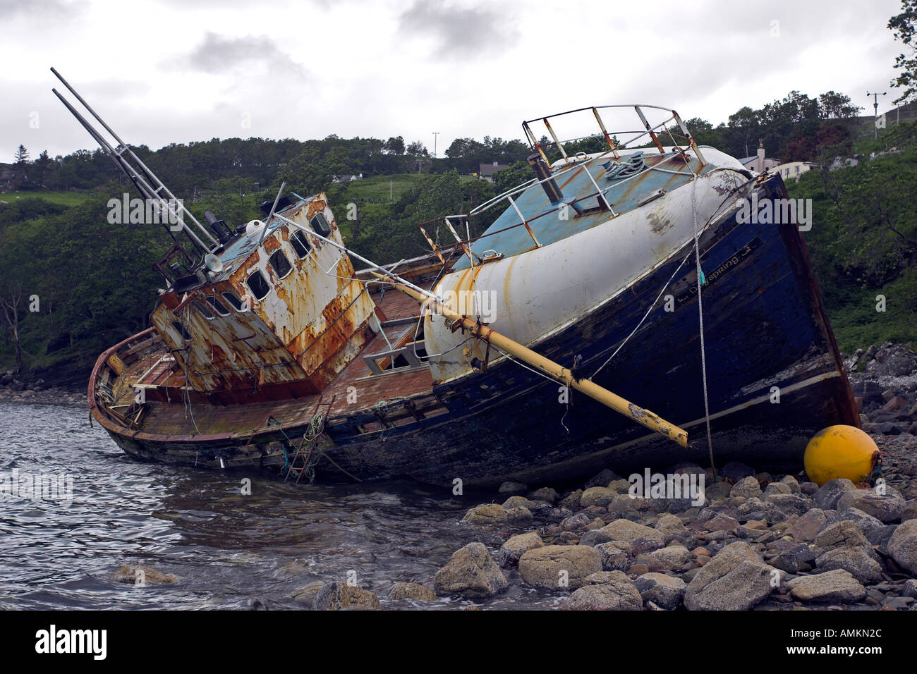 Shipwreck at Lower Diabaig Loch Torridon, Northwest Scottish Highlands, Ross-shire, Scotland UK 2005 Stock Photo