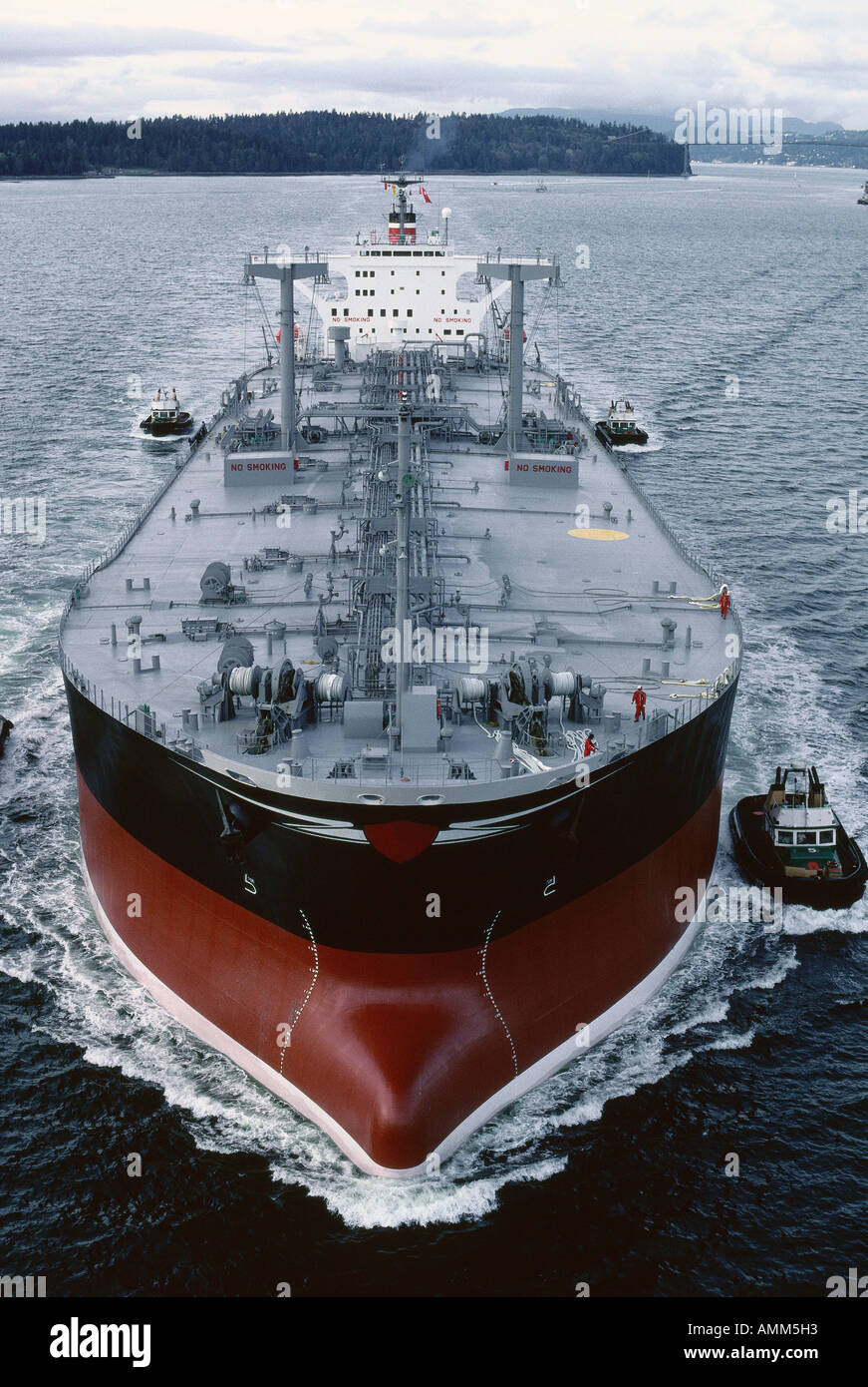 Tanker ship overhead hi-res stock photography and images - Alamy