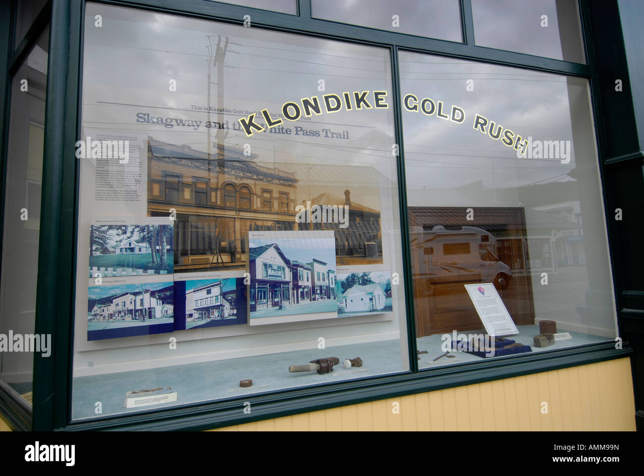 Klondike gold rush national park hi-res stock photography and images ...