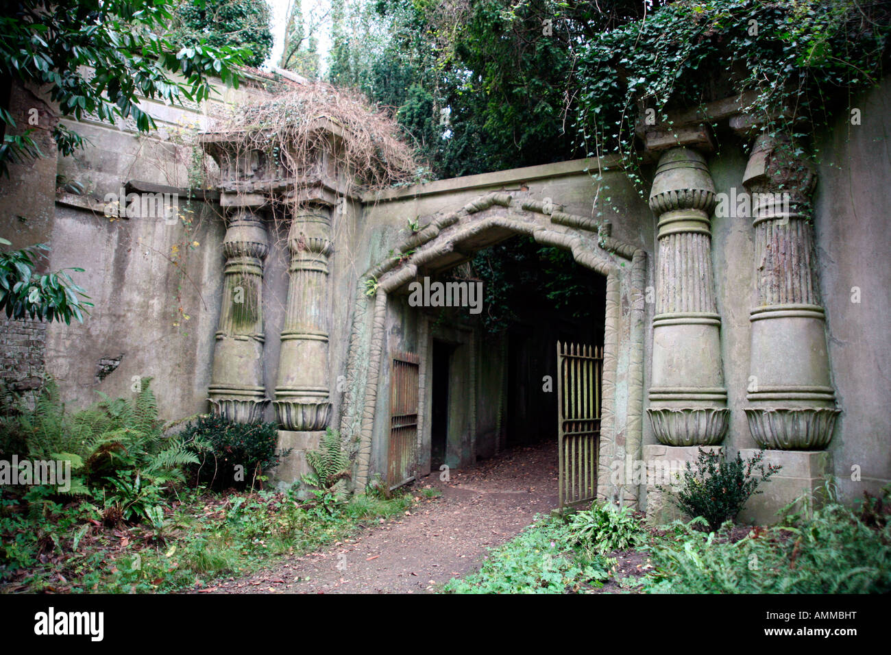 Entrance to the Egyptian Avenue, West Cemetery, Highgate Cemetery