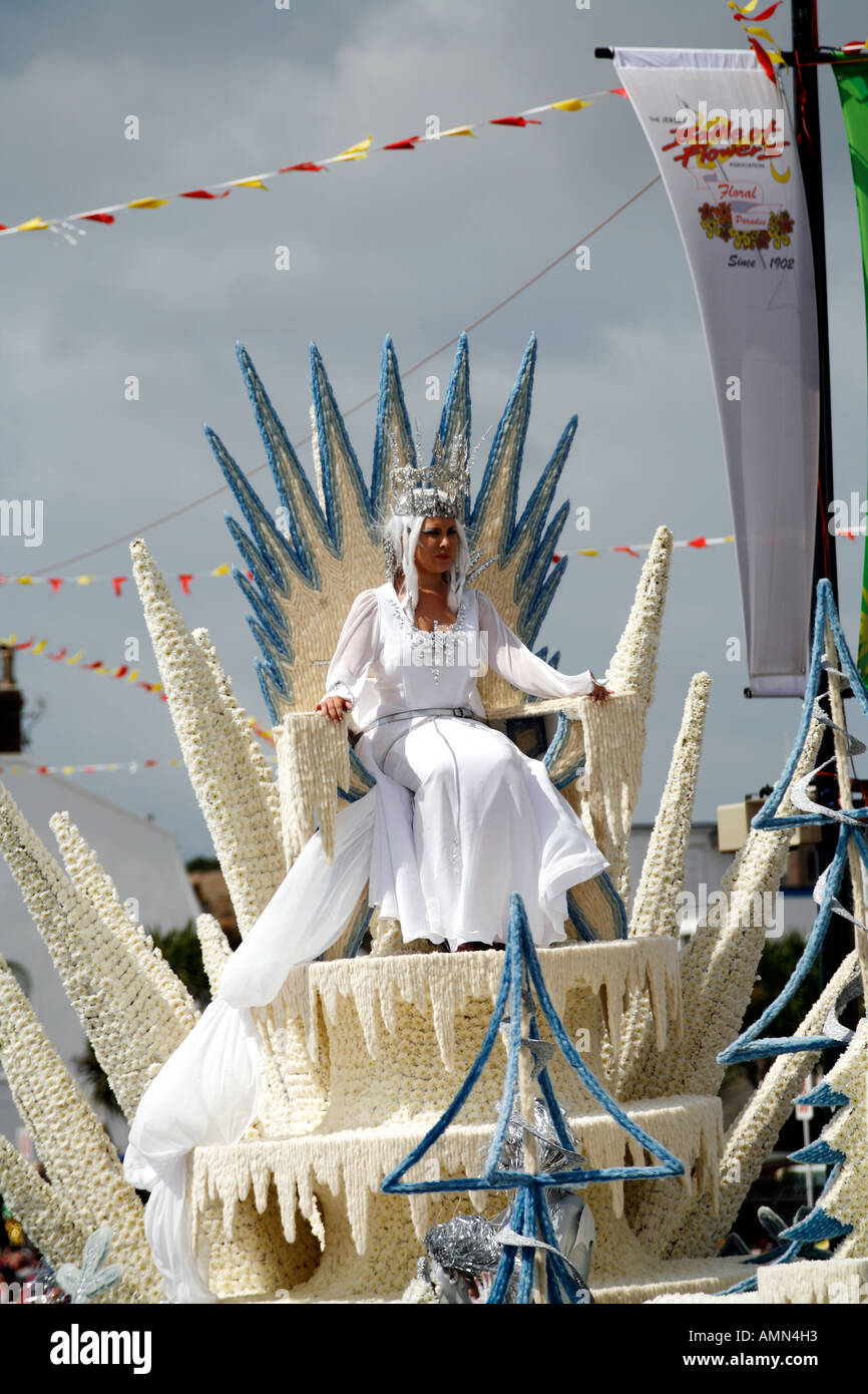 Ice Queen Float Miss St Saviour 2006 Battle of Flowers St Helier Jersey Stock Photo
