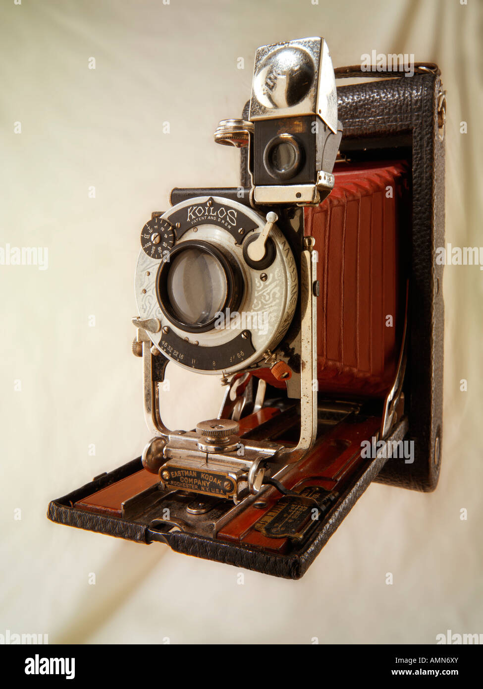 Kodak Brownie folding camera with red bellows Kolios shutter Stock Photo