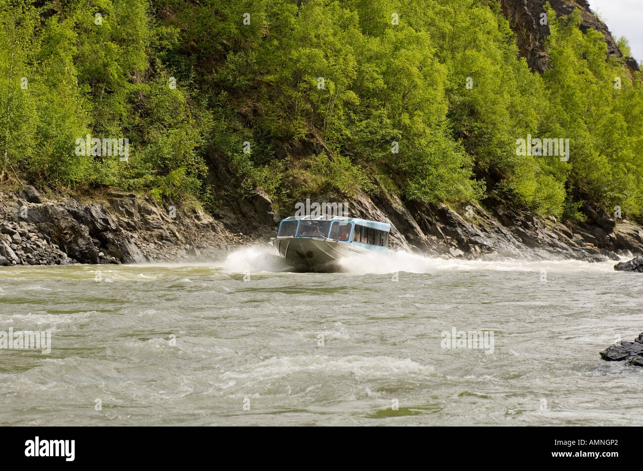 ALASKA DENALI ST PARK MAYAHS JET BOAT TOURS POWERING THROUGH DEVILS