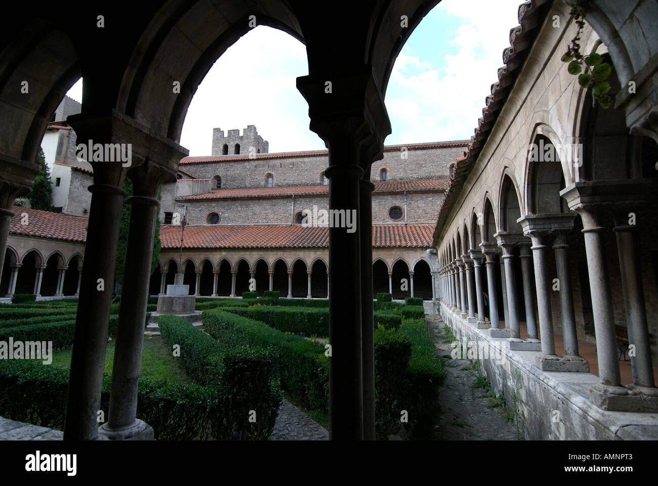 abbaye Sainte Marie Arles sur Tech