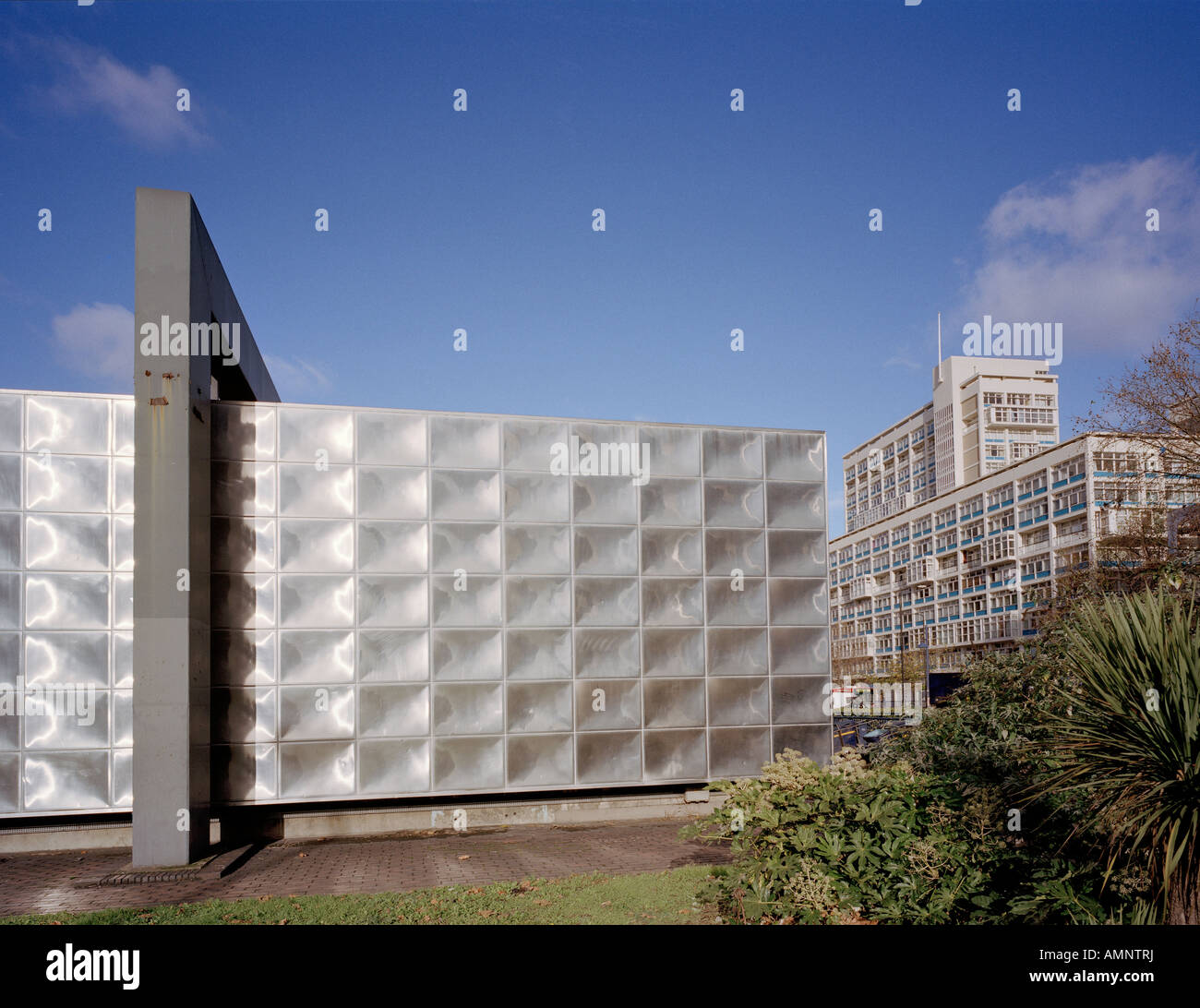 Faraday hi-res stock photography and images - Alamy