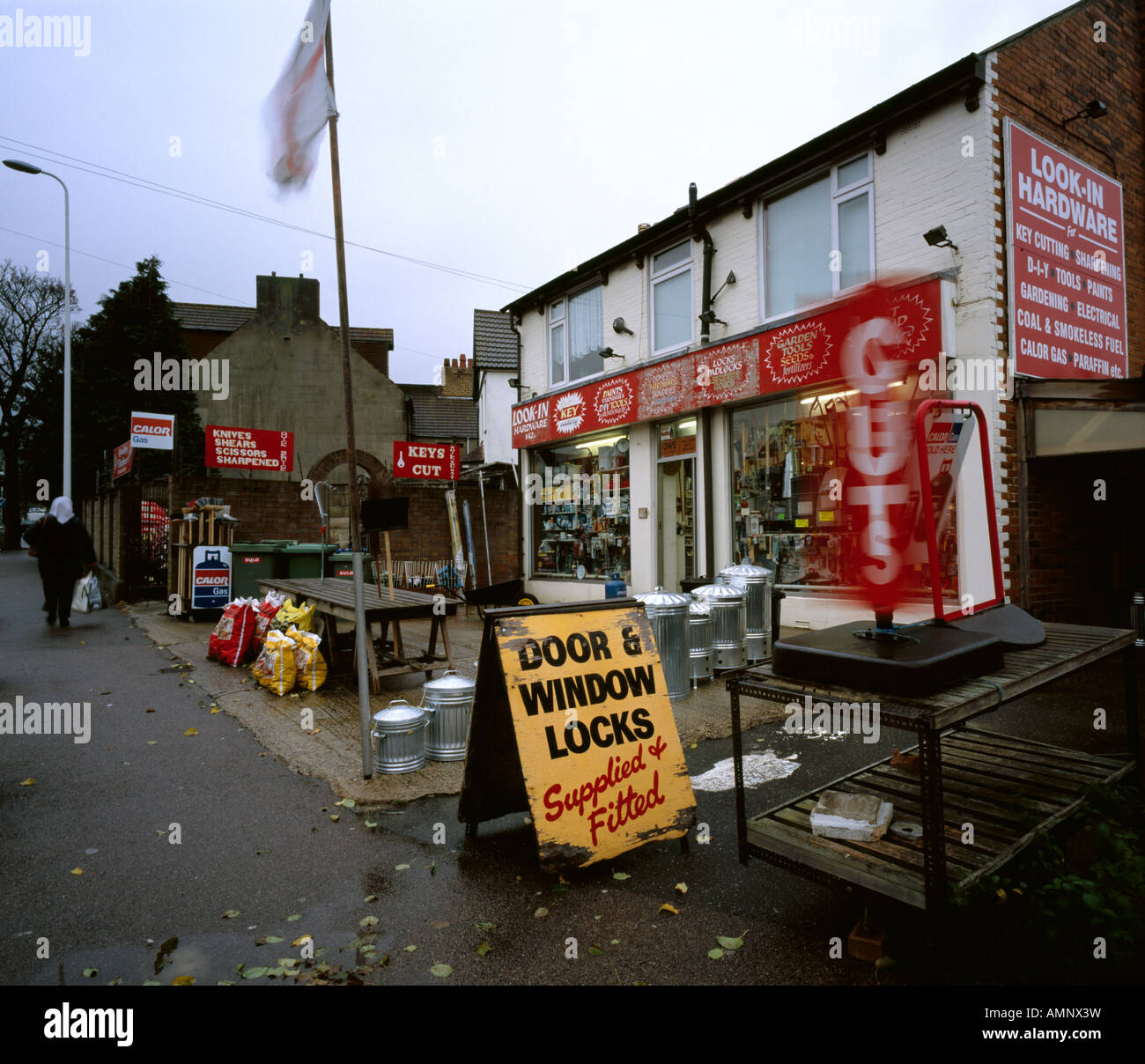 Old fashioned hardware store hires stock photography and images Alamy