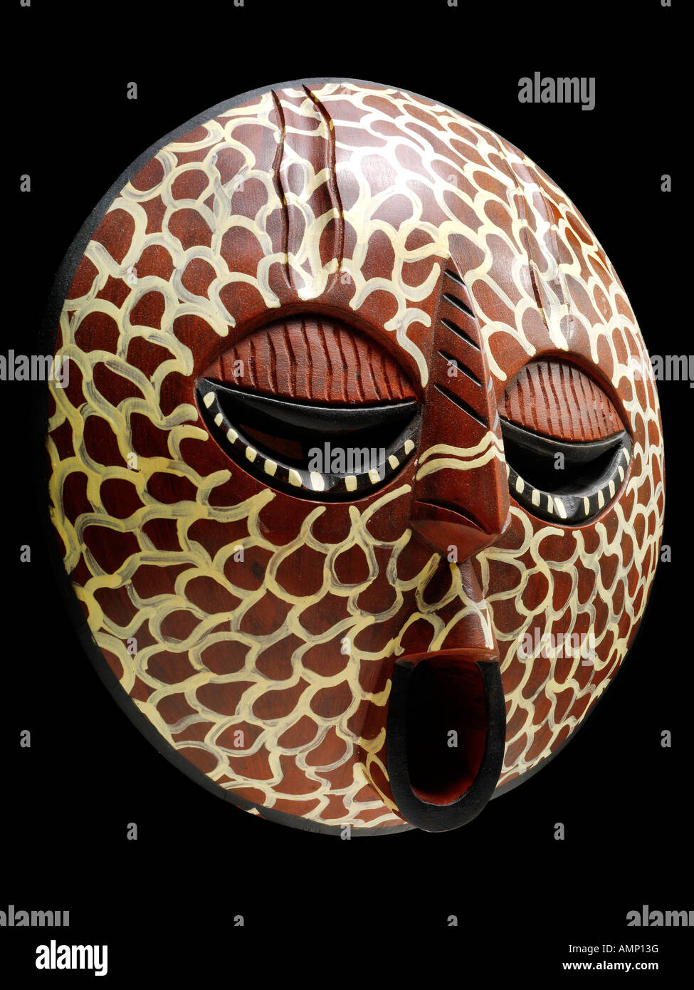 Ethnic traditional African mask. Art and craft Stock Photo Alamy