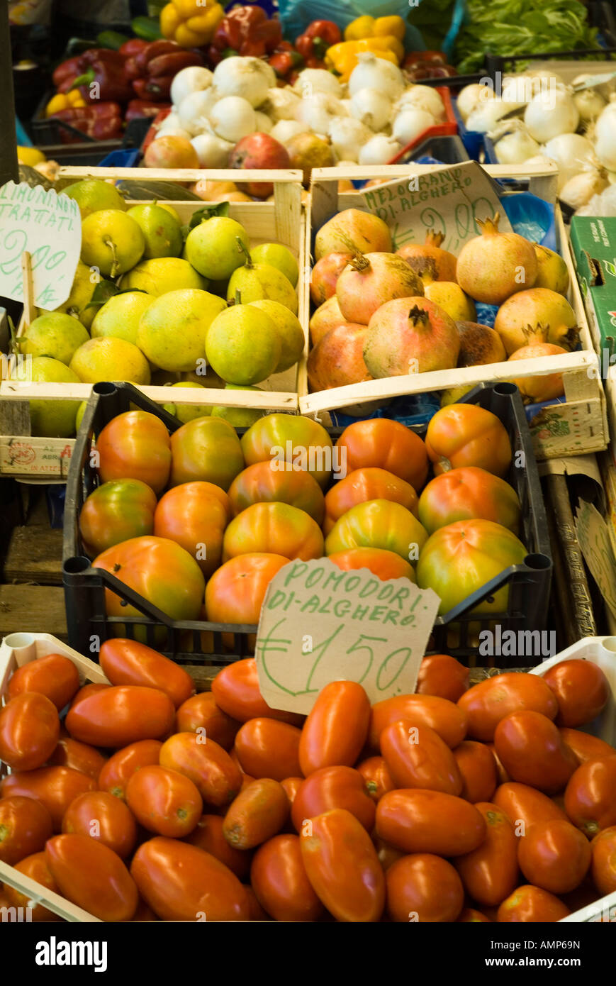 dh market ALGHERO SARDINIA Alghero Old town central fruit and vegetable