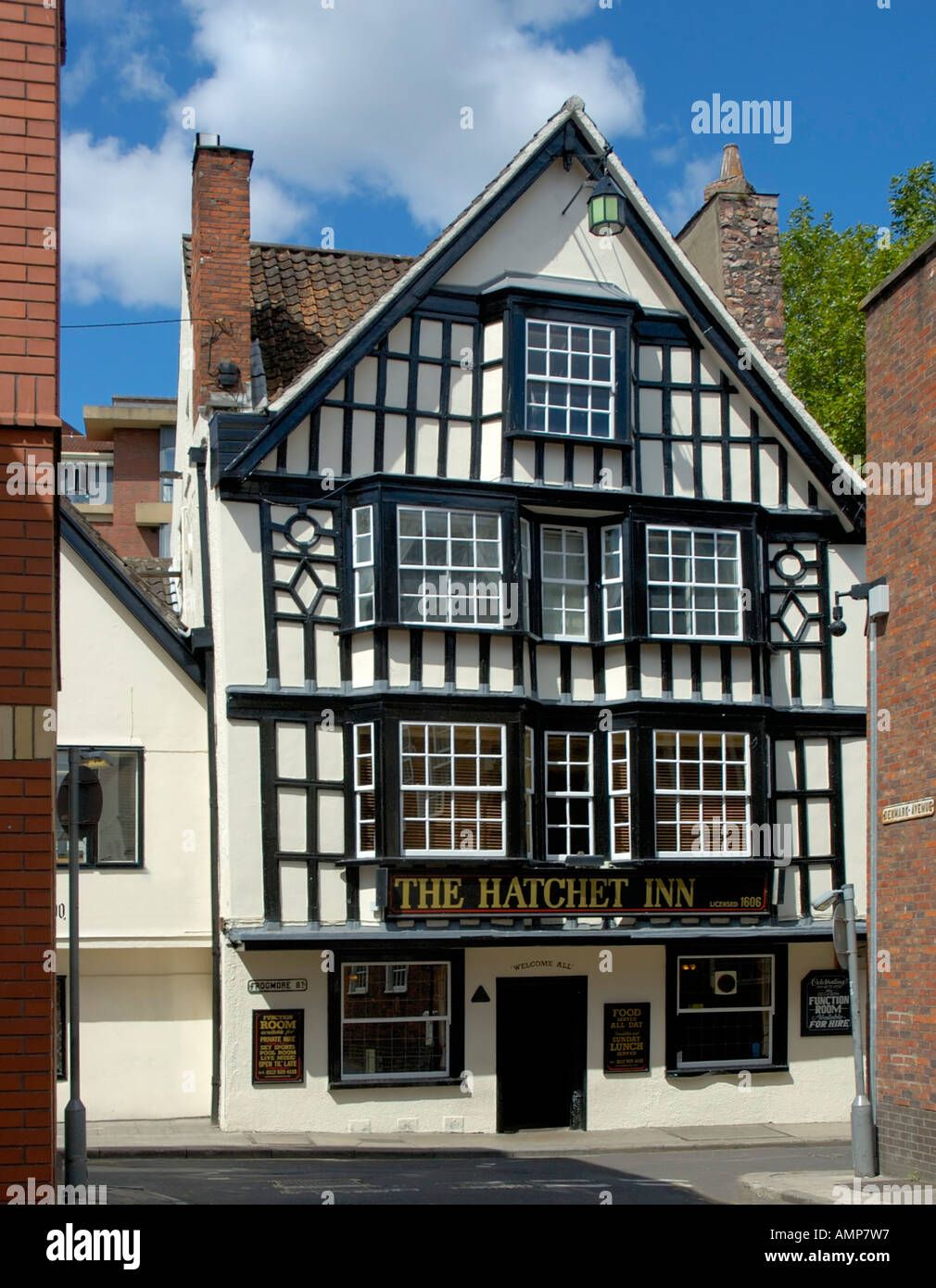 Hatchet Inn Frogmore Street Bristol Stock Photo Alamy