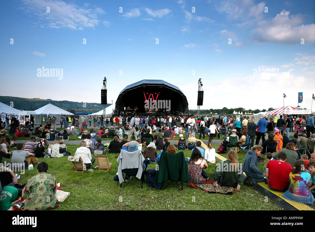 Crowd in front of main stage at Wychwood festival in Cheltenham 2007 Stock Photo