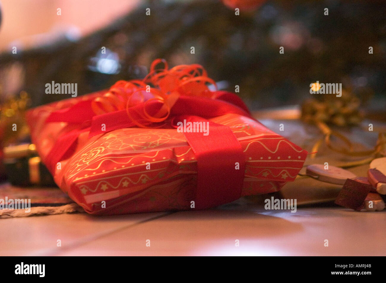 Weihnachten Geschenke unter dem Christbaum chirstmas presents under the Christmastree Stock Photo