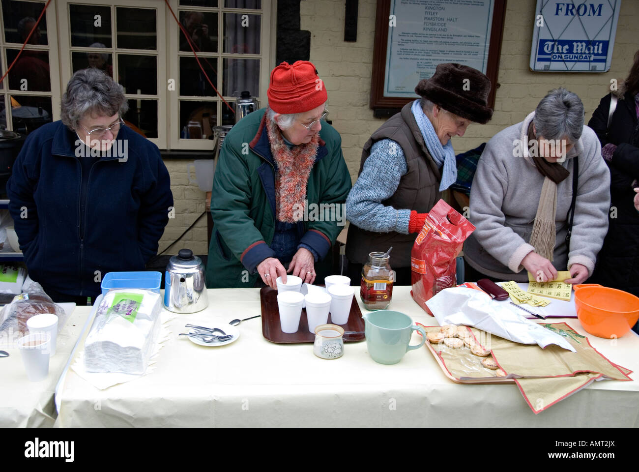 Village Raffle Village raffle women hi-res stock photography and images - Alamy
