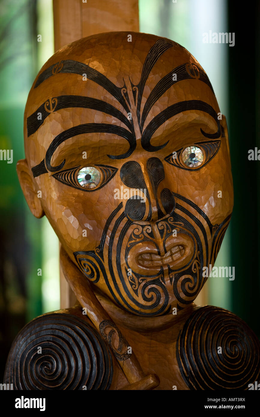 Maori wood carvings, New Zealand Stock Photo Alamy