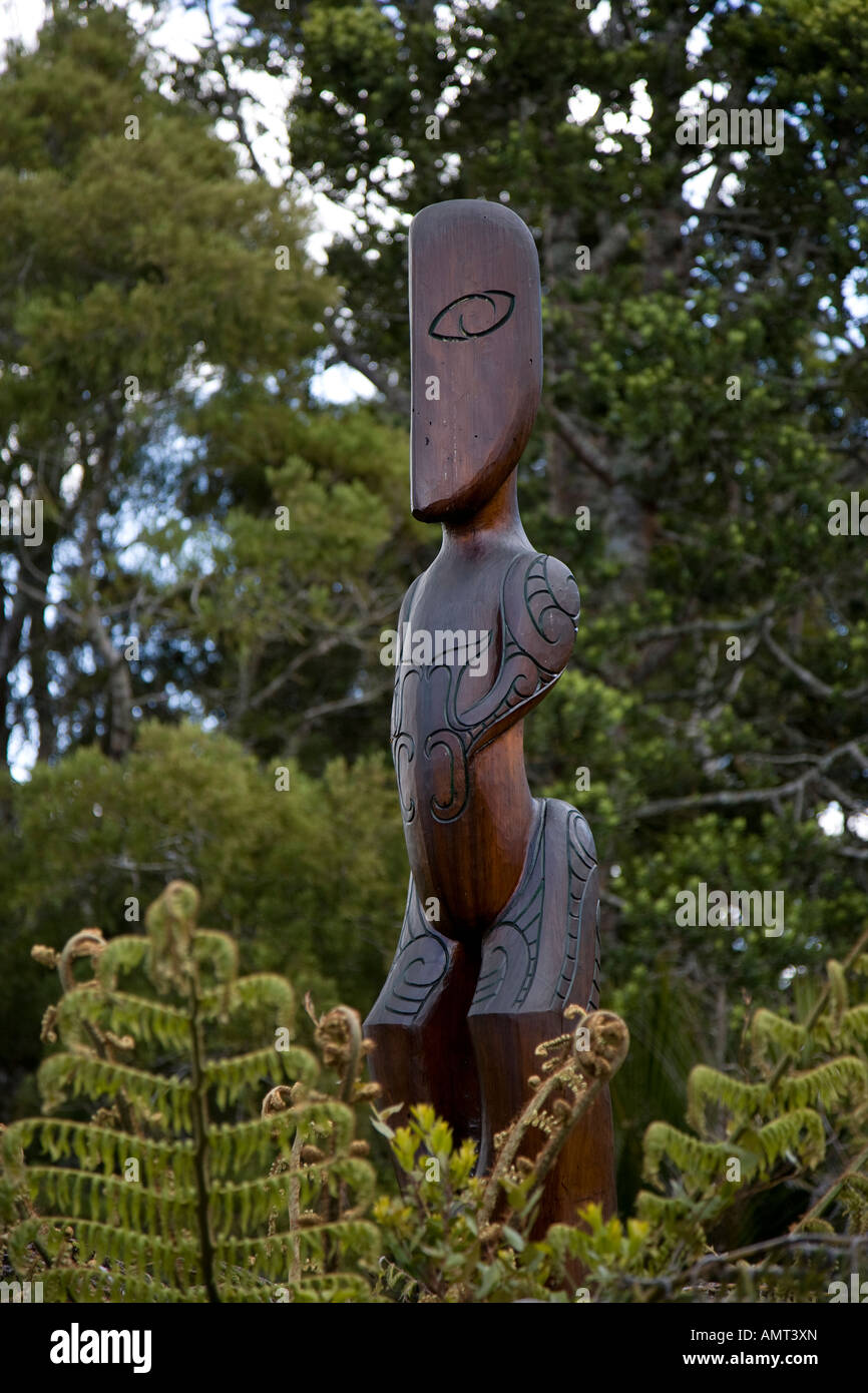 Maori wood carvings, New Zealand Stock Photo Alamy