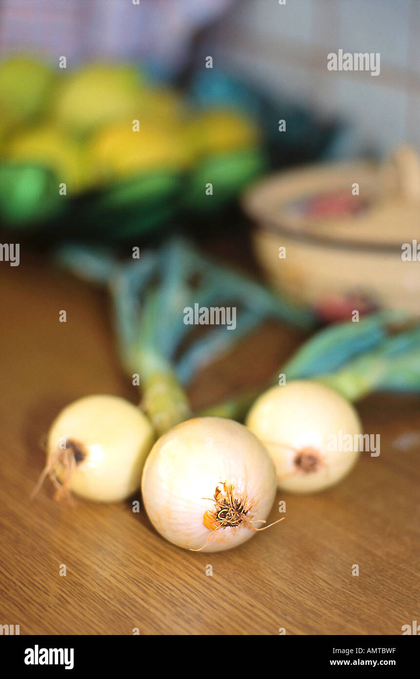 Bench spring onions on hi-res stock photography and images - Alamy