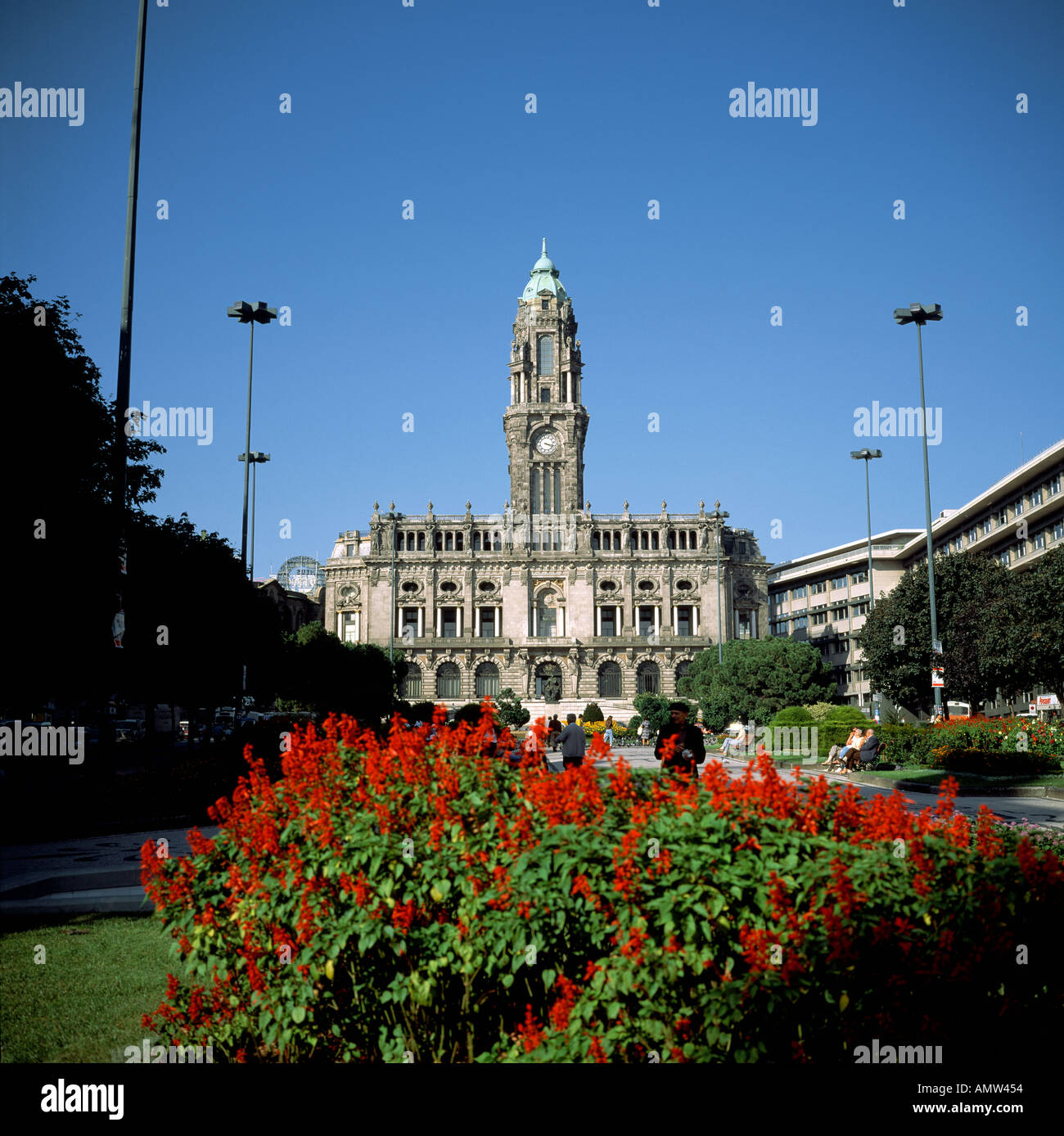 PORTUGAL PORTO PR.GEN H.DELGADO SQUARE RED FLOWERS AND TOWN HALL Stock  Photo - Alamy
