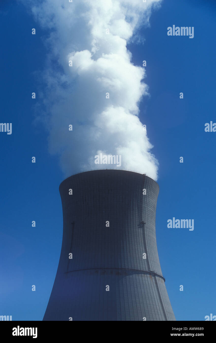 Front view nuclear power hi-res stock photography and images - Alamy