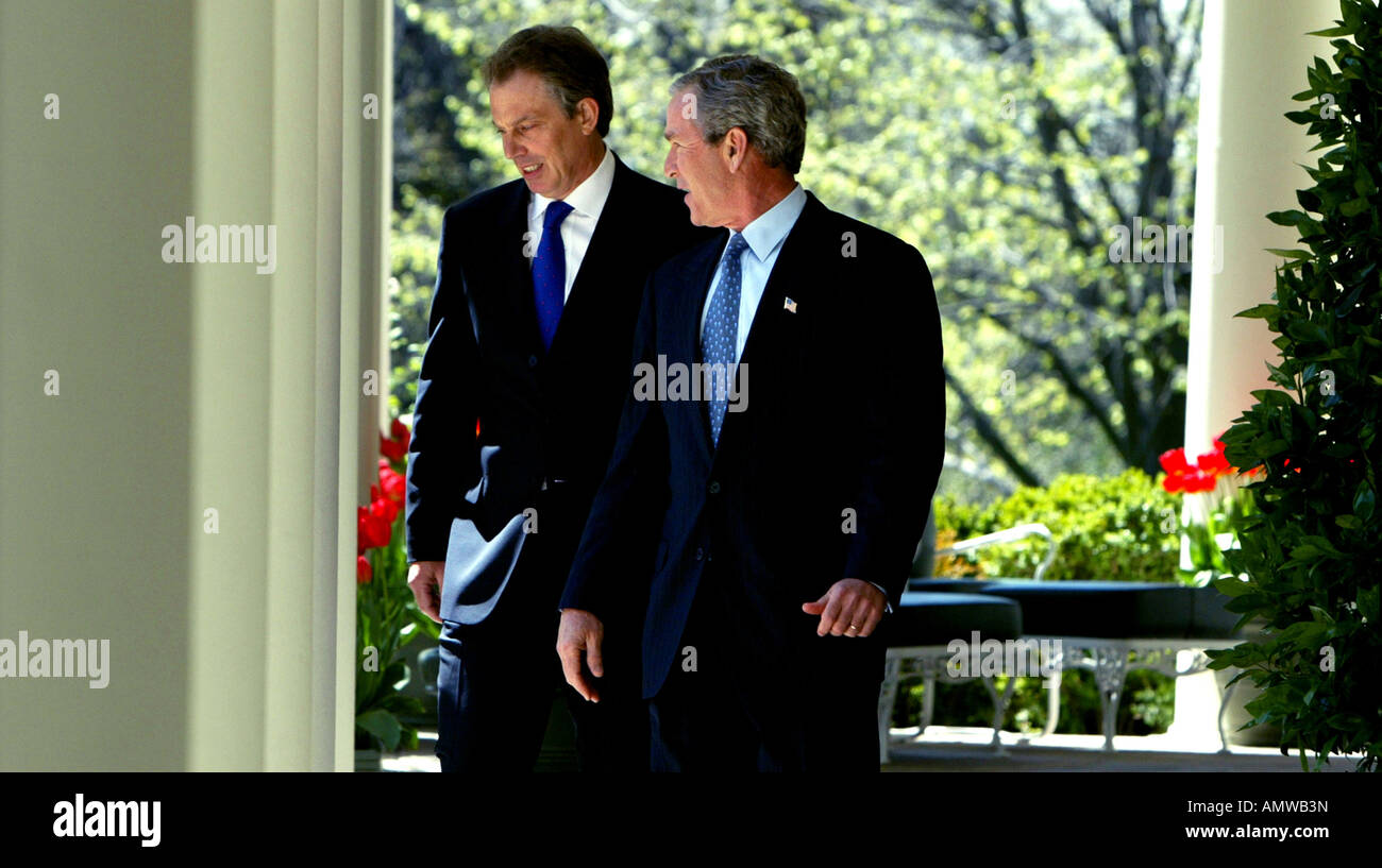 Bush and blair hi-res stock photography and images - Alamy