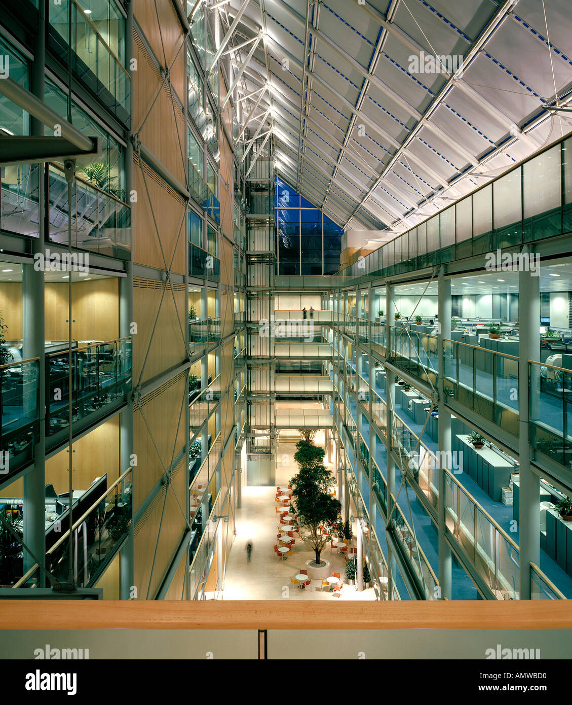The Gibbs Building, Wellcome Trust HQ, 215 Euston Road, London, NW1. Interior. Architect: Michael Hopkins and Partners Stock Photo