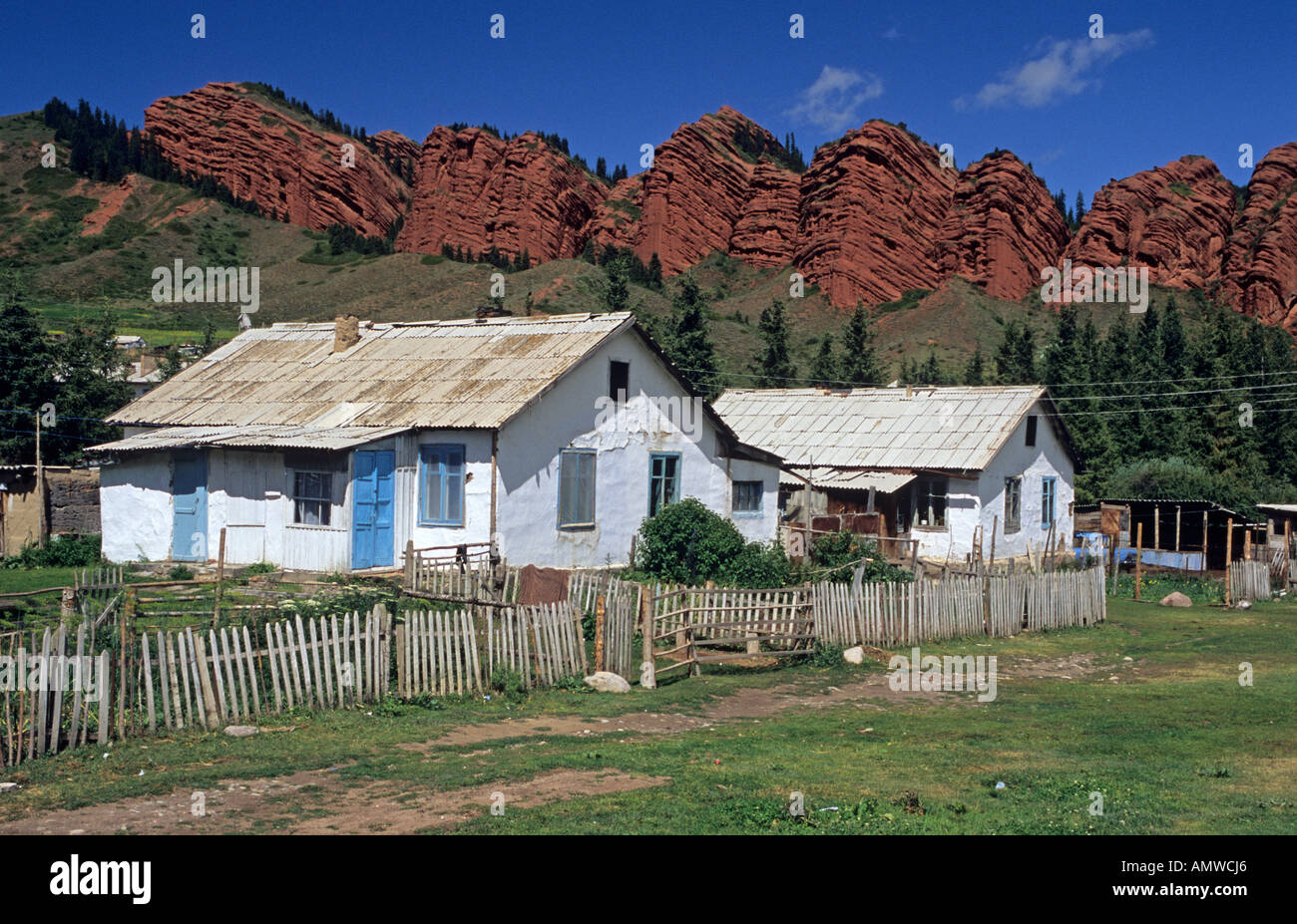 Farm house at Jeti Öghüz, Djeti Oguz, Terskey Alatau Mountains, Tian Shan, Kyrgyzstan Stock Photo