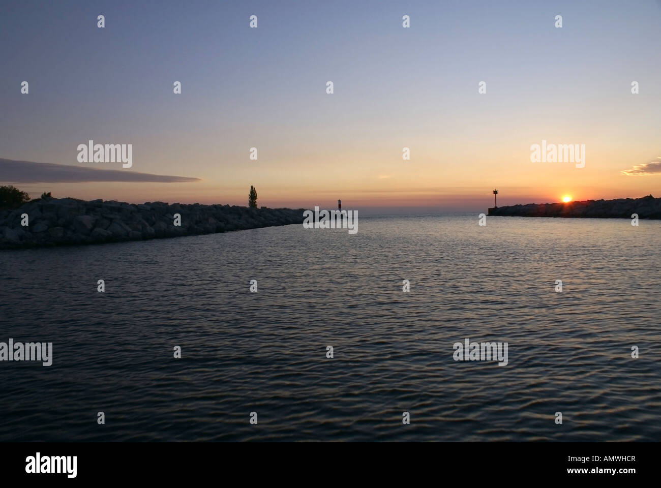 Michigan Creek Inlets Lake michigan harbor entrance hi-res stock photography and images - Alamy