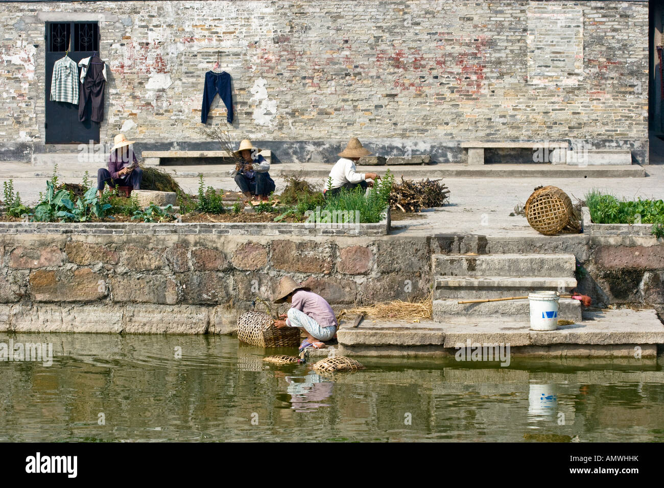 Women ancient china hi-res stock photography and images - Alamy