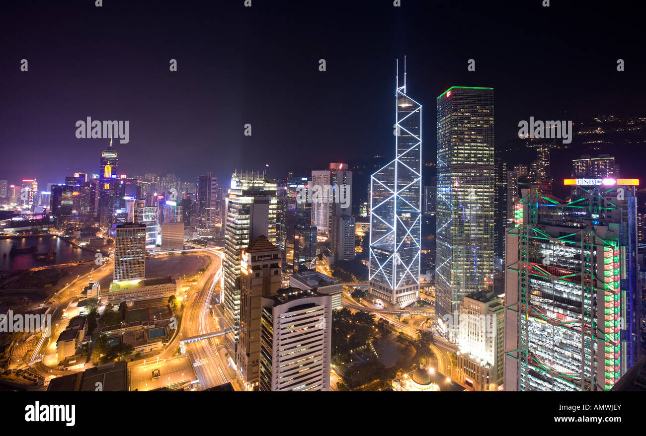The skyline of the central business district of Hong Kong at night ...
