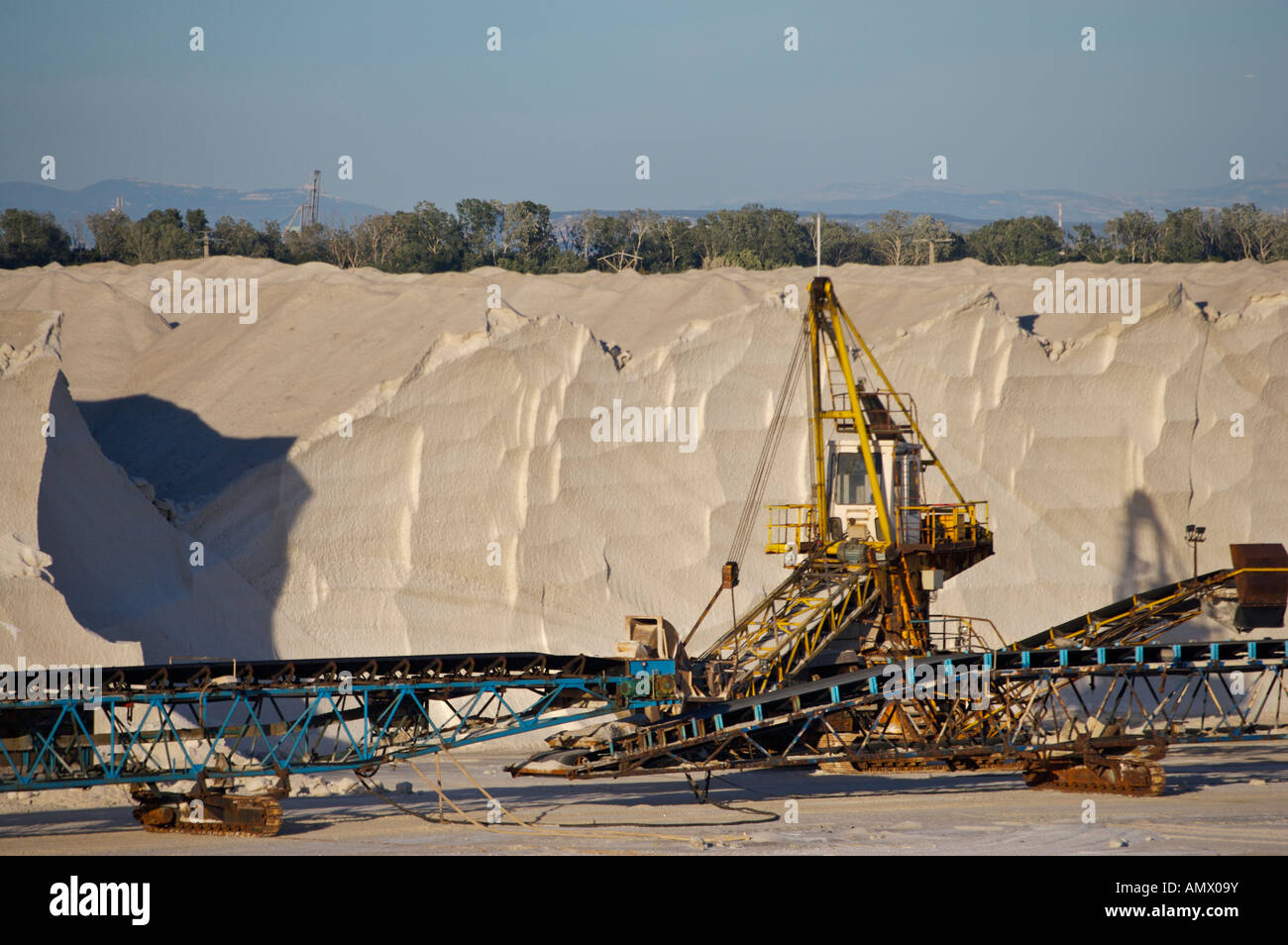 Salt Industry, Parc Naturel Regional de Camargue, Plaine de la Camargue, Camargue, Provence, France, Europe. Stock Photo
