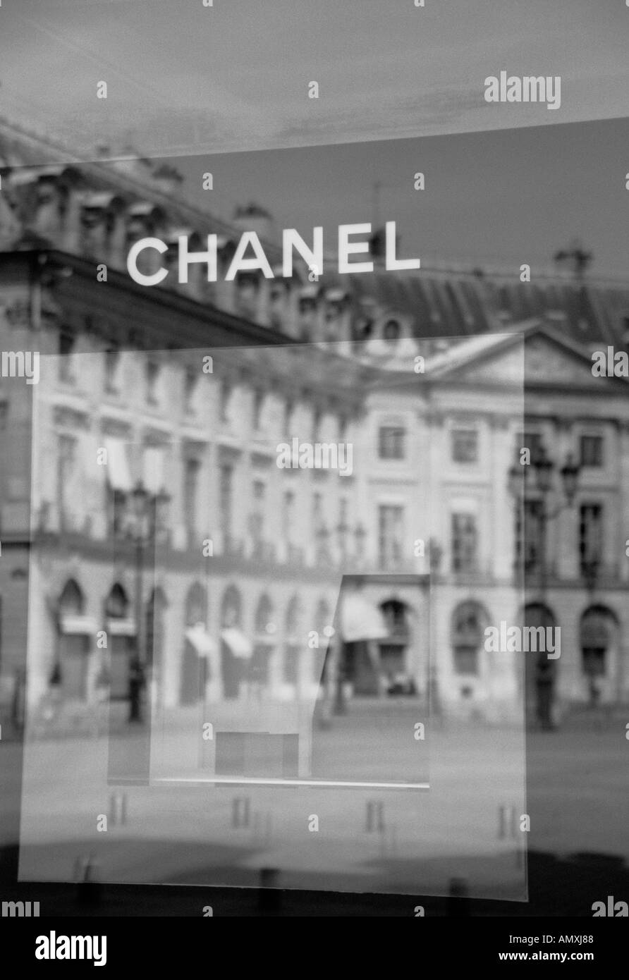 By chanel paris Black and White Stock Photos & Images - Alamy