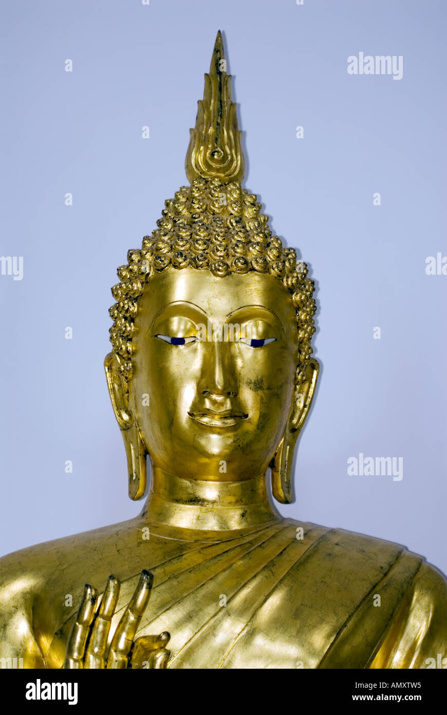 PICTURE CREDIT DOUG BLANE Amaravati Buddhist Monastery England Great Britain Stock Photo