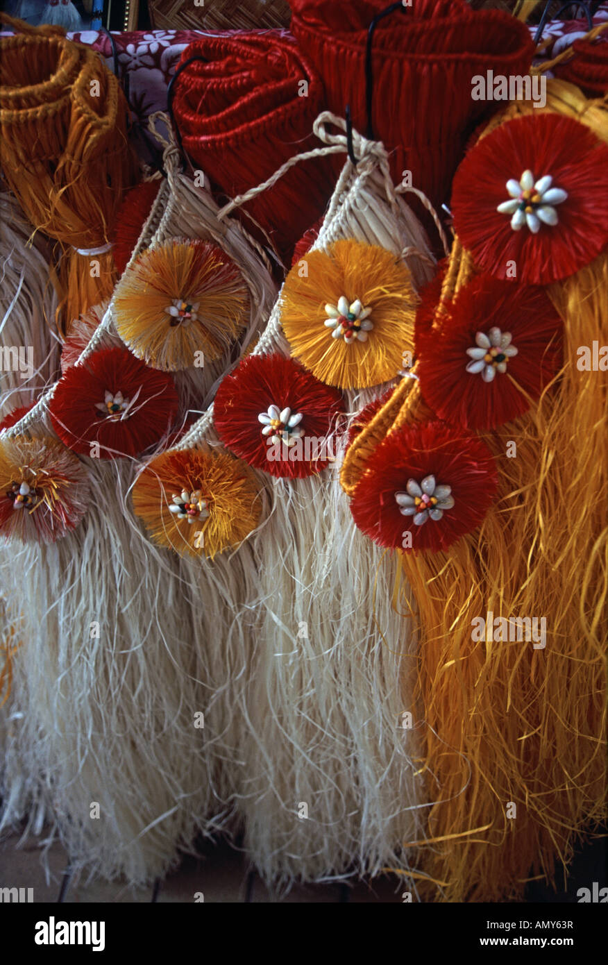 Grass skirts hula hires stock photography and images Alamy