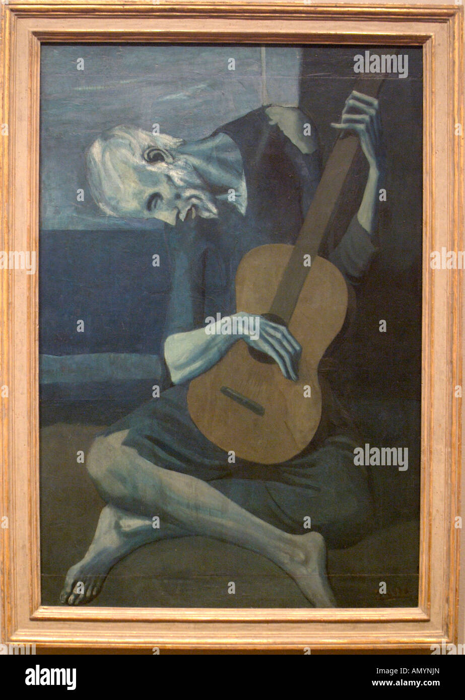 The Old Guitarist, by Pablo Picasso, 1903/4. The famous Art Institute of Chicago Stock Photo Alamy