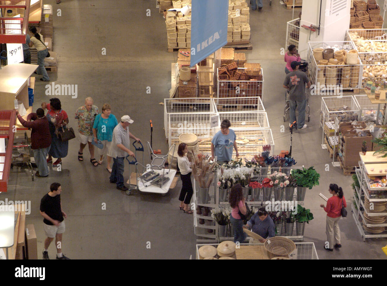 Swedish department store, Ikea, in Chicagoland area Stock Photo Alamy