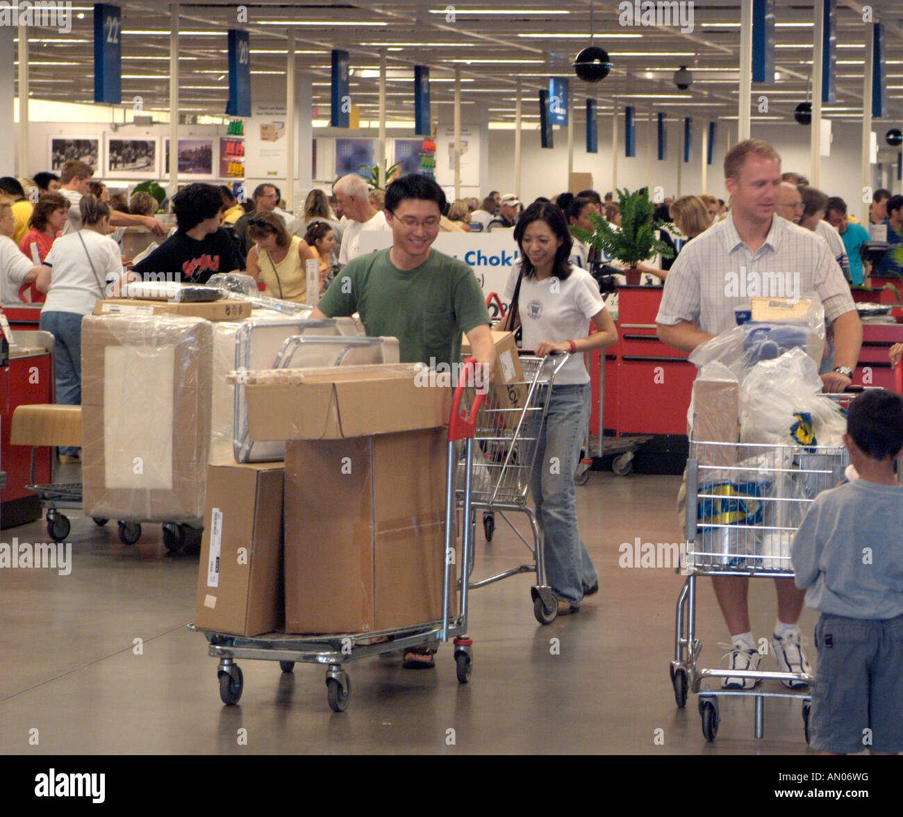 Swedish department store, Ikea, in Chicagoland area Stock Photo Alamy