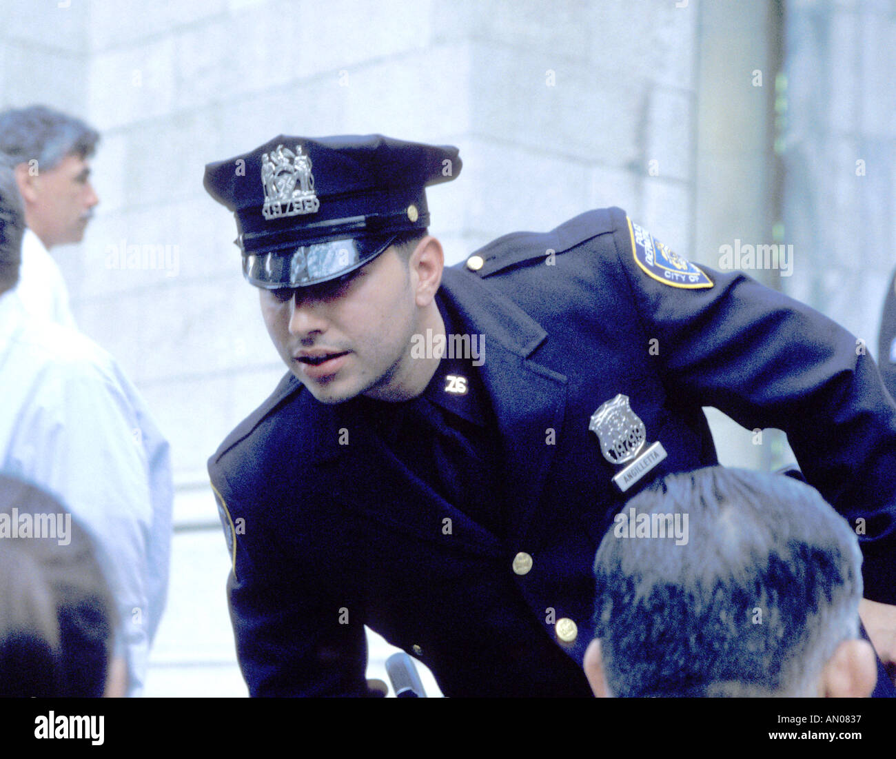 New York police officer Stock Photo Alamy
