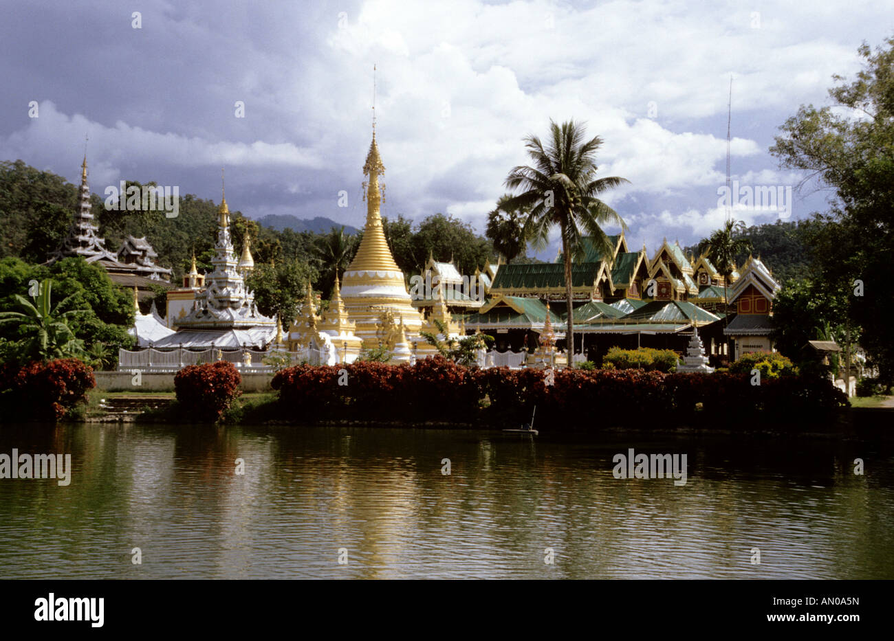 Thailand north thailand mae hong hi-res stock photography and images ...