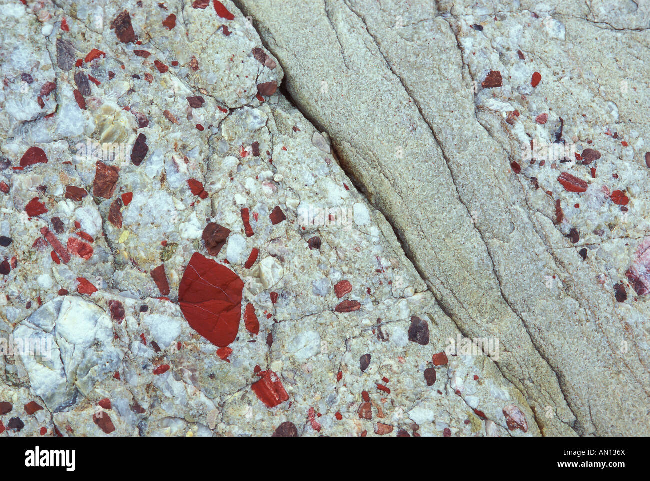 USA, Michigan, Drummond Island, Conglomerate of pudding stone, jasper quartz, and quartzite