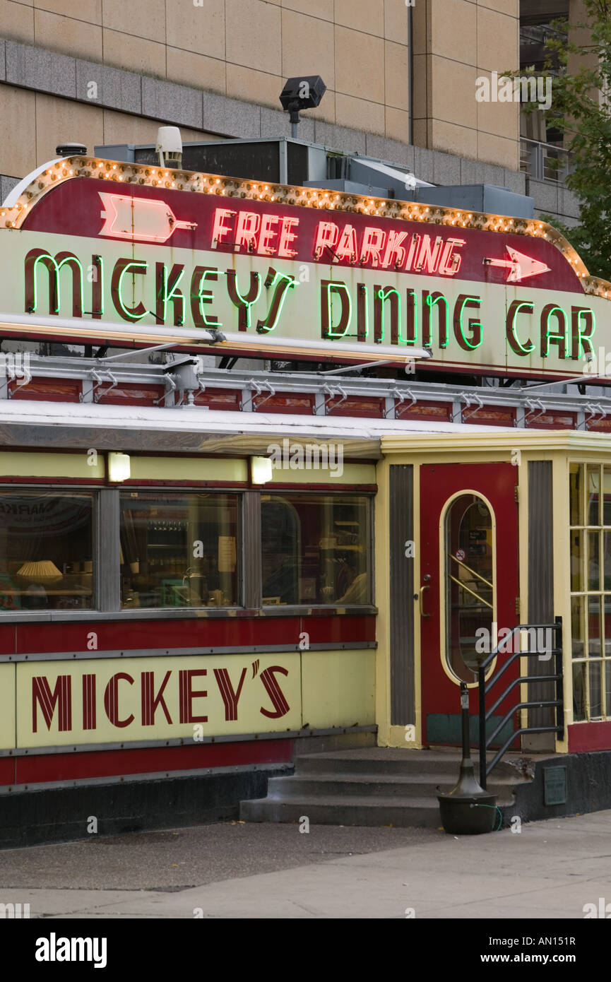 USA, Minnesota, St. Paul Mickey's Dining Car, 1930's Diner in Downtown