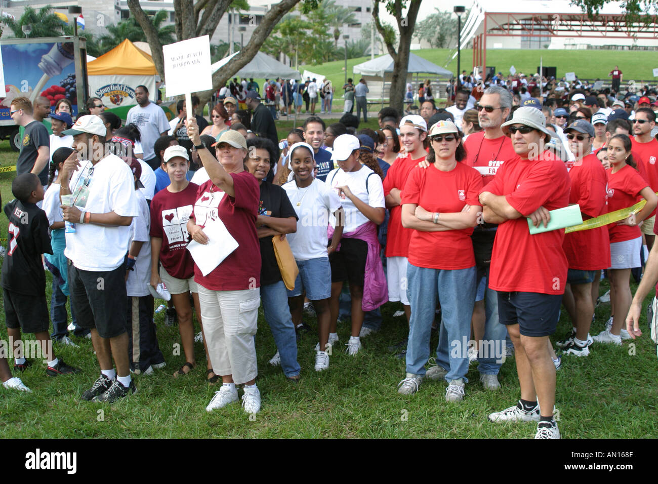 Miami Florida,Hands On HandsOn Miami Day,one day,community,neighborhood,residential,service more than 3,000,volunteer volunteers community service vol Stock Photo