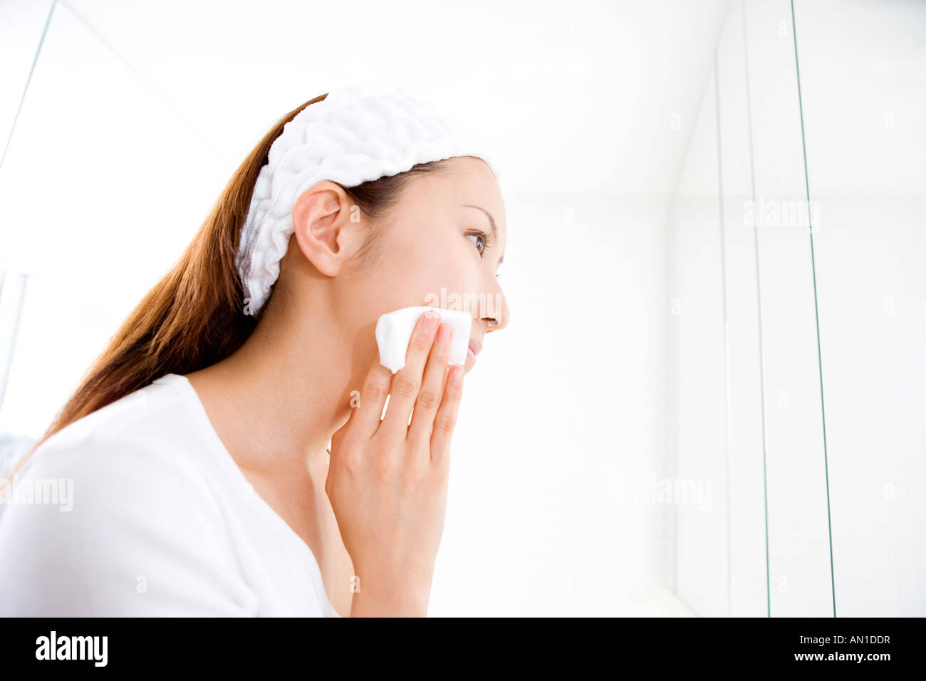 Face young woman clean skin hi-res stock photography and images - Alamy