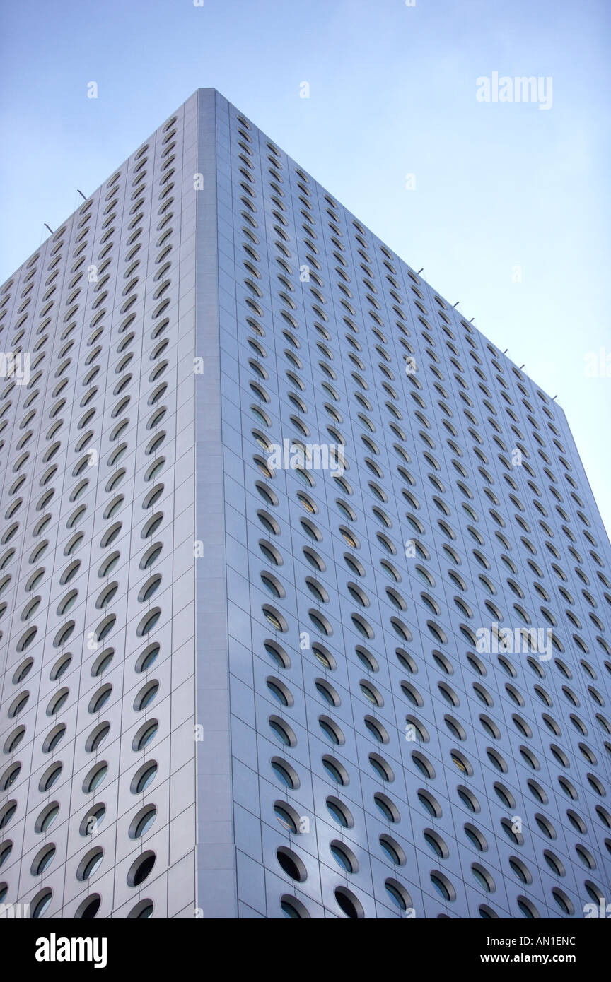 Jardine House, Hong Kong Stock Photo: 8788955 - Alamy