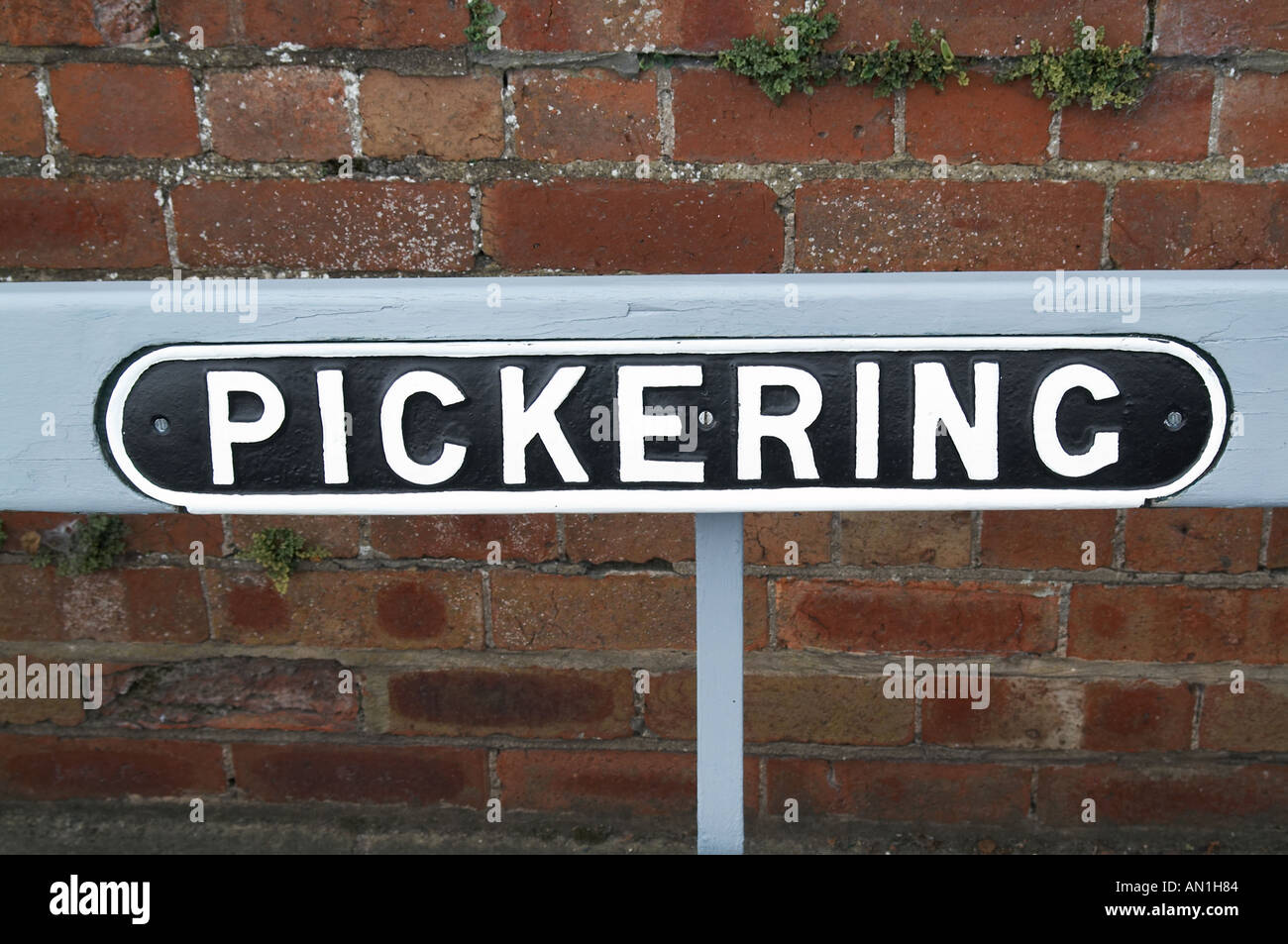 pickering station sign Stock Photo Alamy