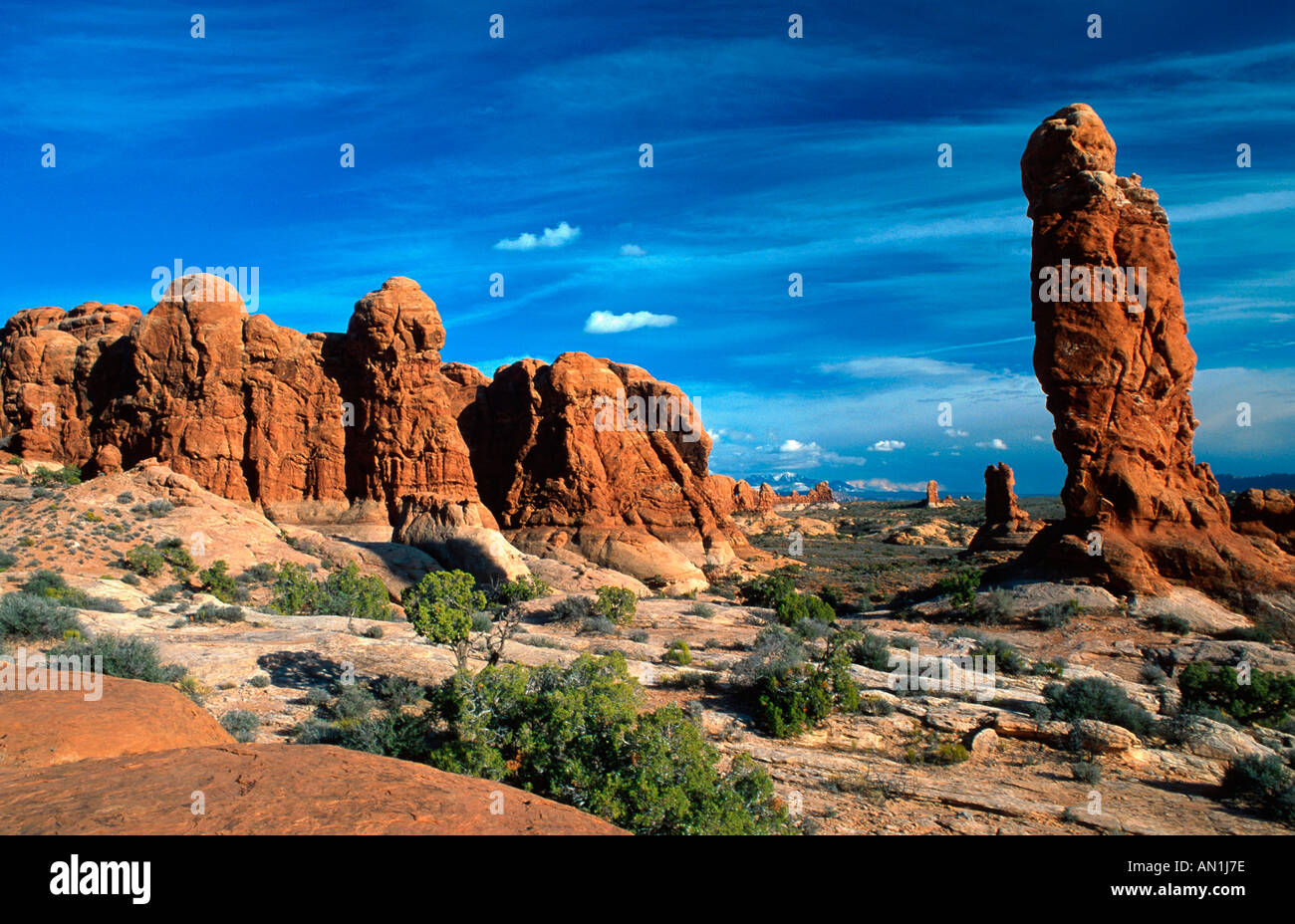 Navajo sandstone arches hi-res stock photography and images - Alamy