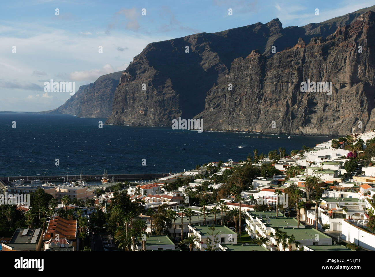 25 01 2004 Kanaren Teneriffa Los Gigantes Stock Photo