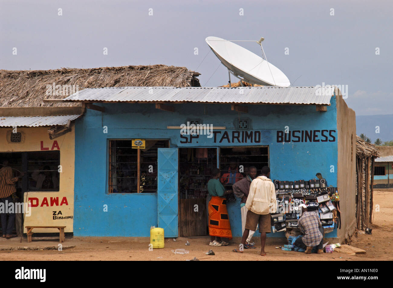 Shop with satellite dish in the rural area of Lake Eyasi, Manyara region, Tanzania Stock Photo