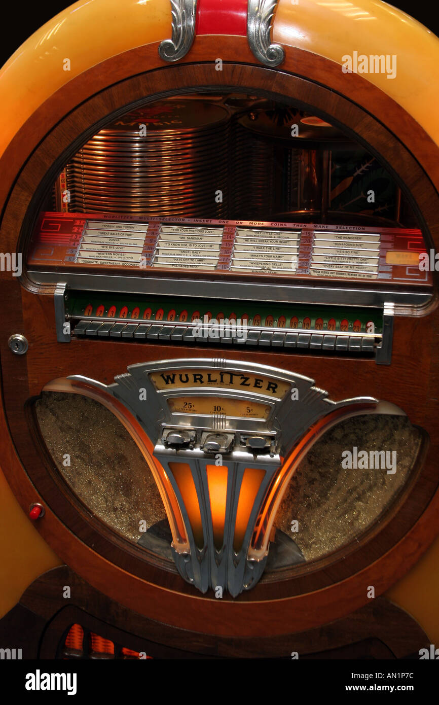 Vintage juke box hi-res stock photography and images - Alamy