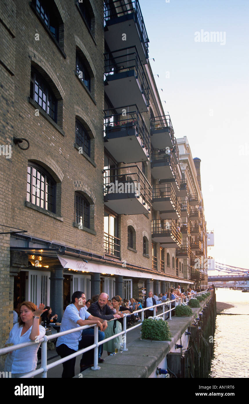 England,London,Butlers Wharf, Riverfront Dining at Chop House Restaurant Stock Photo Alamy